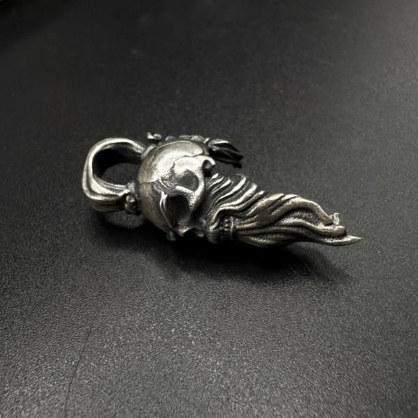 32250804211043257 pendentif la muerte13 – Image 1
