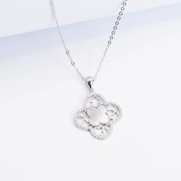 32250804211043286 chaine f argent 469 – Image 1