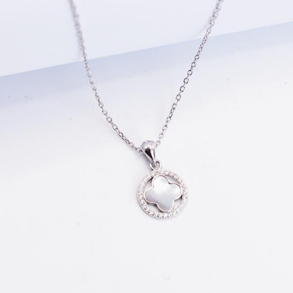 32250804211043308 chaine f argent 477 – Image 1