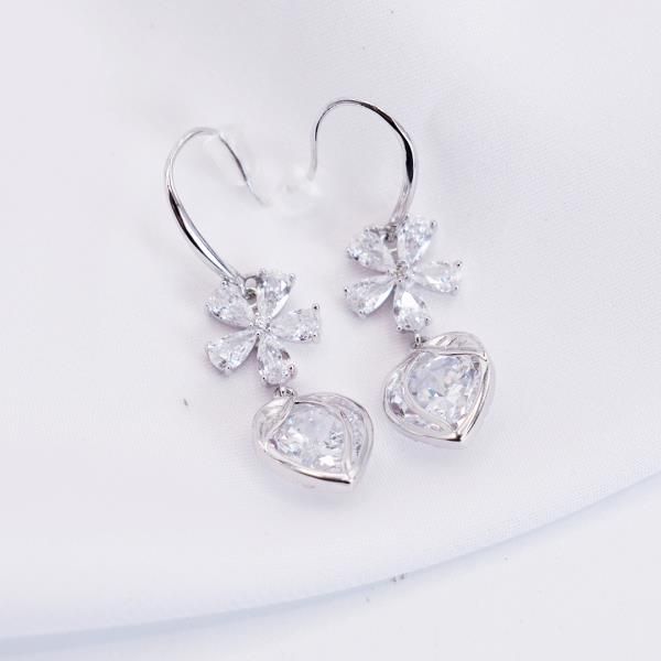 32250913122843243 boucle f argent 137 – Image 1