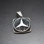 pendentif mercedes